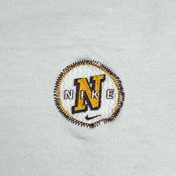Vintage NIKE white pullover sweatshirt - Picture 6 of 6